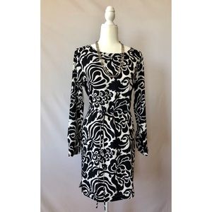 LOFT Black and White Long-sleeves Shift Dress